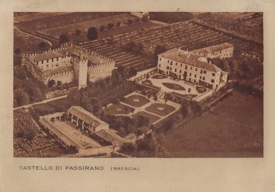 Il Castello e la Villa Fassati dalla mongolfiera